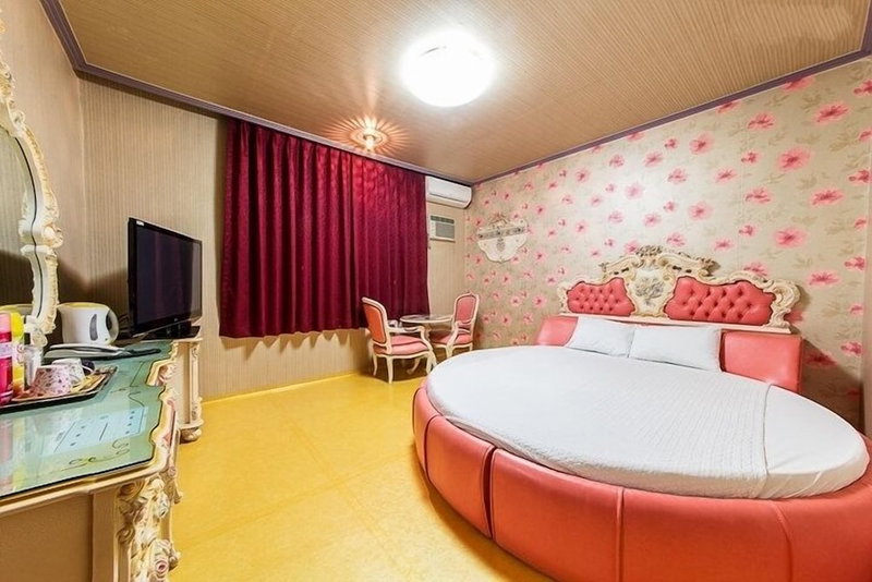 Carlsbed Motel, Sokcho, South Korea