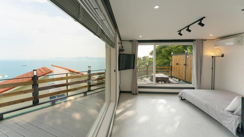 Namhae Chocolate Pension, Namhae, South Korea