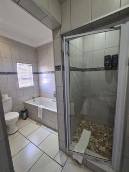 Lion Lodge, Bloemfontein, South Africa