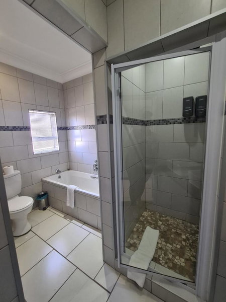 Lion Lodge, Bloemfontein, South Africa