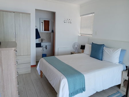 Captain Sunshine Guest House, Jongensfontein, South Africa