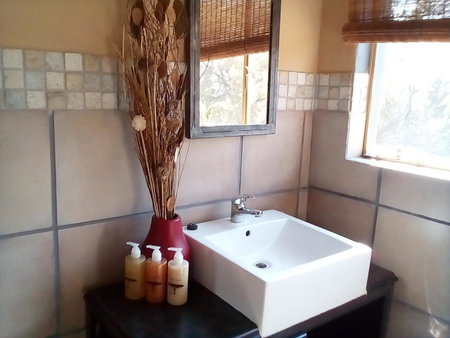 Nyani Lodge Dinokeng, Pretoria, South Africa
