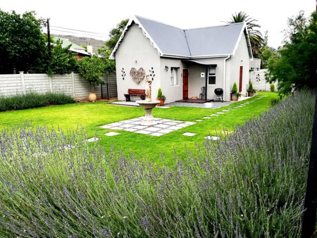Tranquil House B&B @ 1 College Ave, Queenstown, South Africa