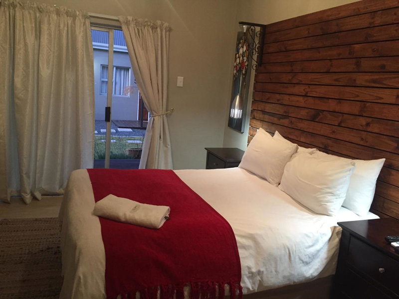 Tranquil House B&B @ 1 College Ave, Queenstown, South Africa