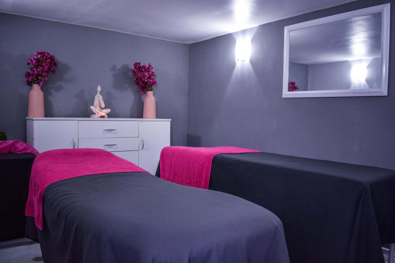 Santorini Guesthouse, Amanzimtoti, South Africa