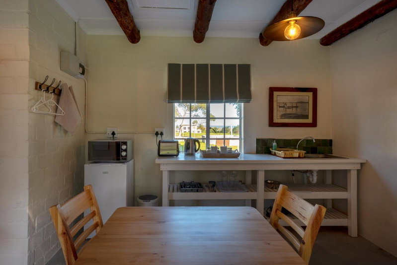 Honeyrock Cottages, Kleinmond, South Africa