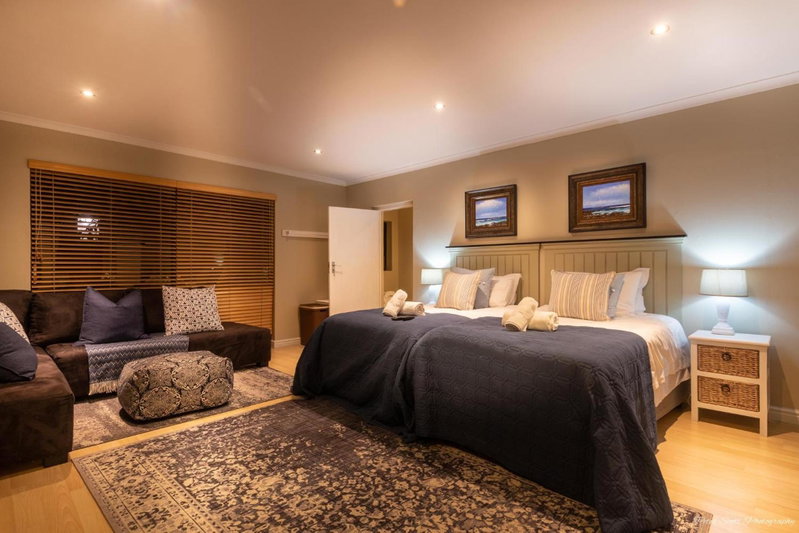Atlantic Bay Lodge, Cape Town, South Africa