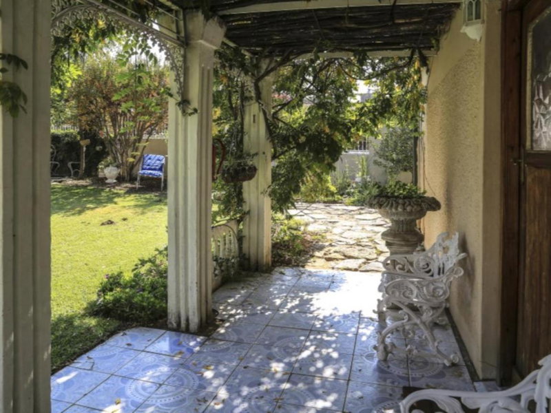 The Green Acorn Guest House, Ficksburg, South Africa