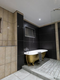 ANEW Hotel & Convention Centre OR Tambo Johannesburg, Benoni, South Africa