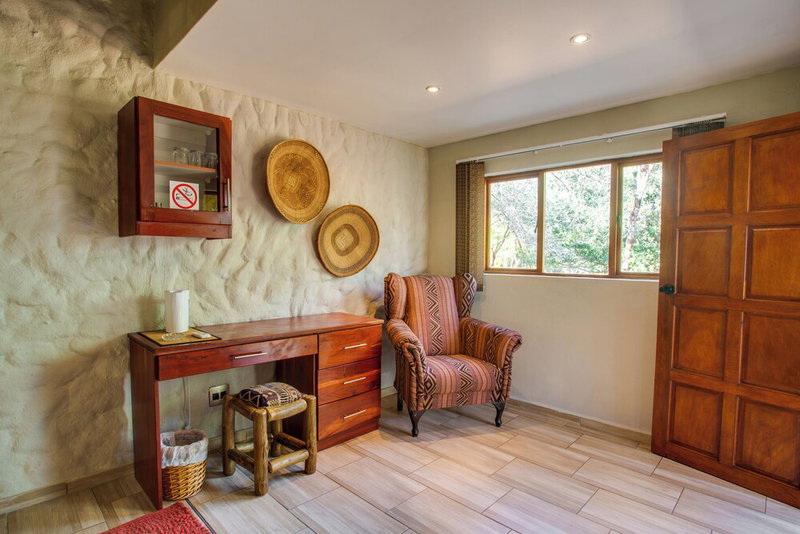 Kubu Safari Lodge, Hoedspruit, South Africa