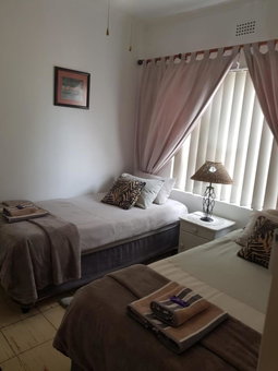 After8 B&B, Kleinbaai, South Africa