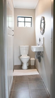 East of East Guest Cottage, Avondzon, South Africa