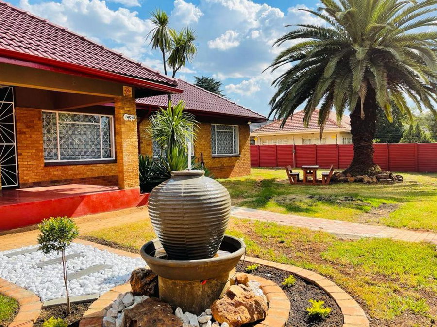 Ithonsi Guesthouse, Kempton Park, South Africa