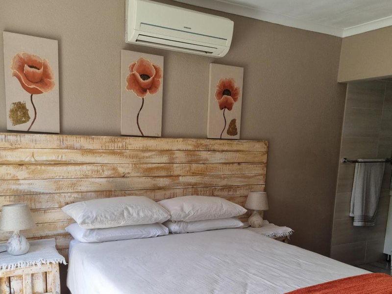 Northern Vine Guesthouse B&B Self-catering, Brackenfell, South Africa