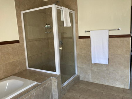 2 Rawdons Country Estate, Nottingham Road, South Africa