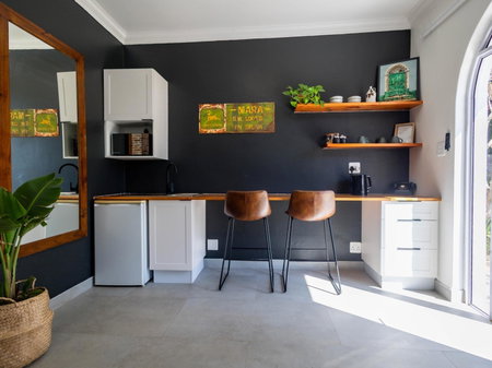 The Yellow Door Guesthouse, East London, South Africa