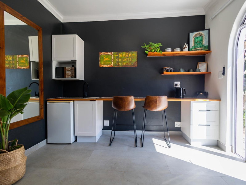 The Yellow Door Guesthouse, East London, South Africa