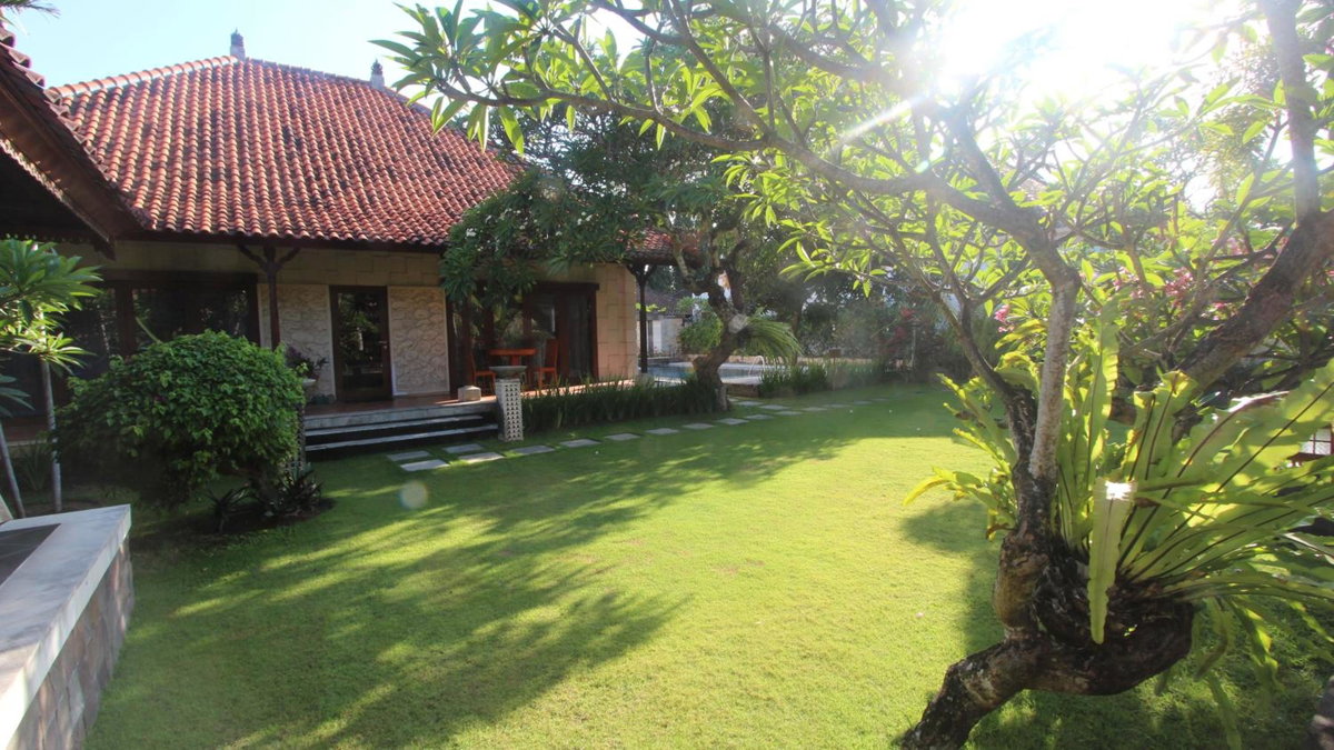 Taman Agung Hotel, Indonesia