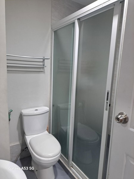 Comfy condo unit 5mins from Mactan Airport+Netflix, Mactan, Philippines