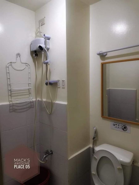 Macks Awesome Place 05 with Netflix and FastUnliwifi, Manila, Philippines