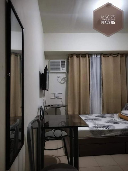 Macks Awesome Place 05 with Netflix and FastUnliwifi, Manila, Philippines