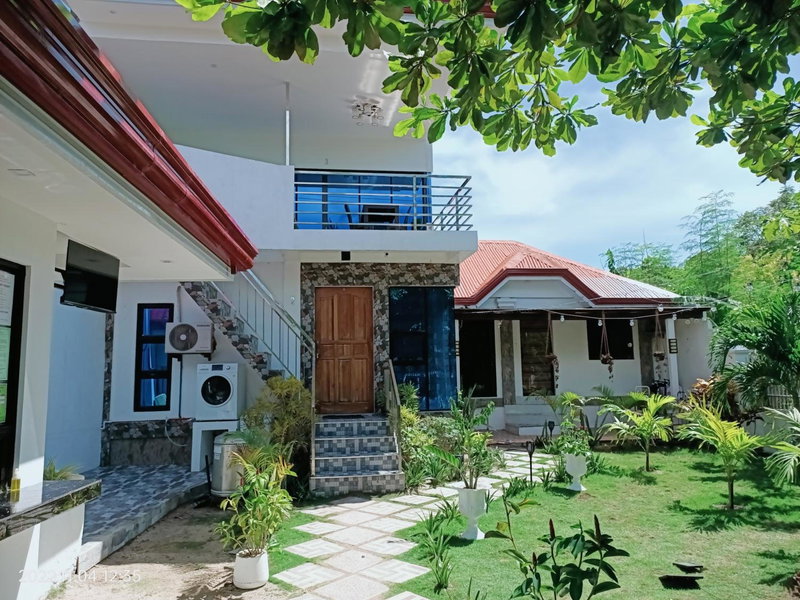 CHIEF'S VILLA Rentals Malapascua Island, Malapascua Island, Philippines