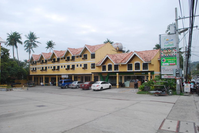 RedDoorz Plus at Balai Sofia Bed & Breakfast Batangas, Talisay, Philippines