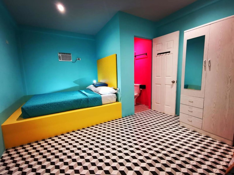 Way Shack Hostel, Oslob, Philippines