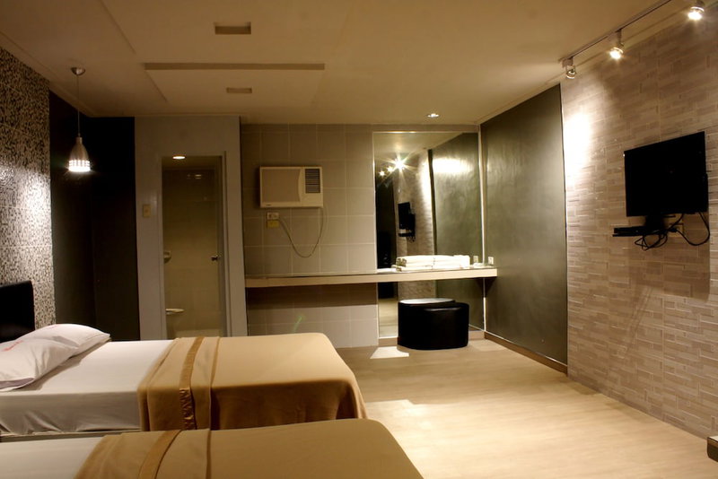 New Winston Hotel, Pasay, Philippines