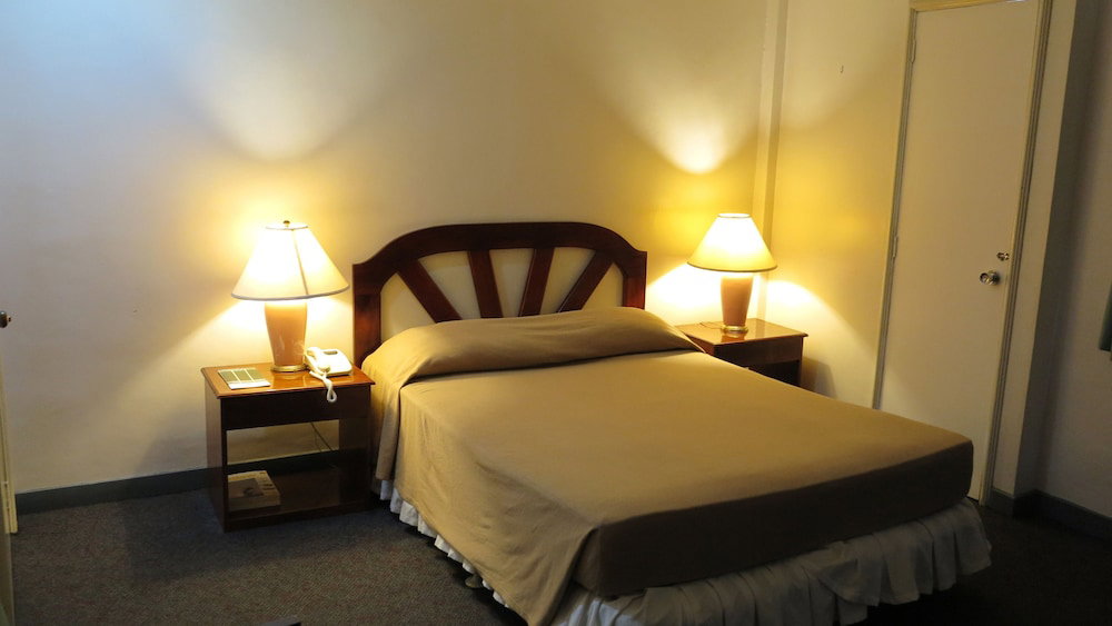 Hotel · Adriatico Arms Hotel, Manila