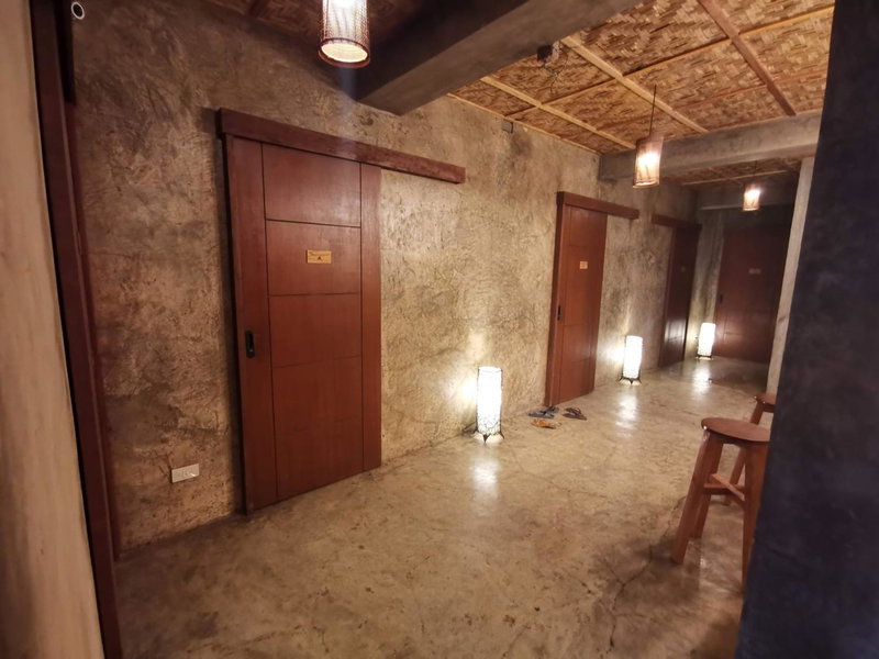 Hang Loose Hostel, General Luna, Philippines