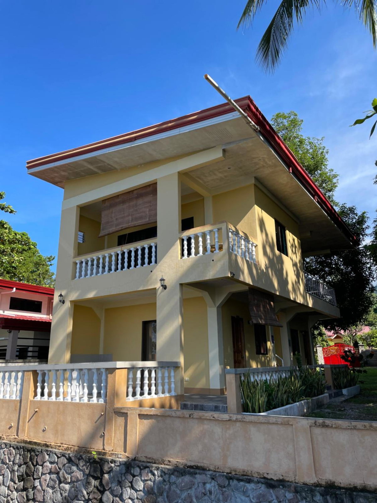 Hotel · C - Side Inn, Mambajao
