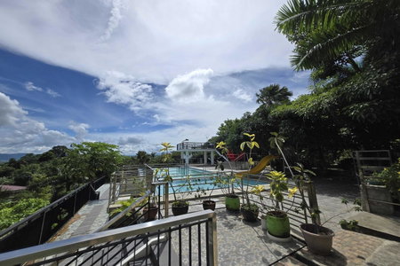 Amazing View Mountain Resort Laguna, Mabitac, Philippines