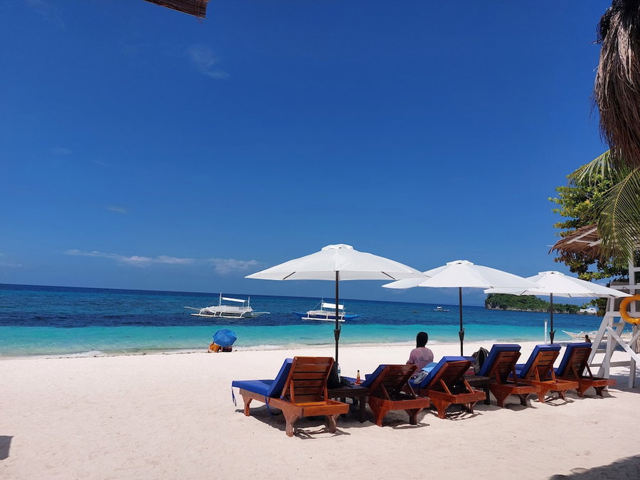 Avila's Horizon Dive Resort, Daanbantayan, Philippines