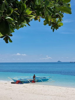 Avila's Horizon Dive Resort, Daanbantayan, Philippines