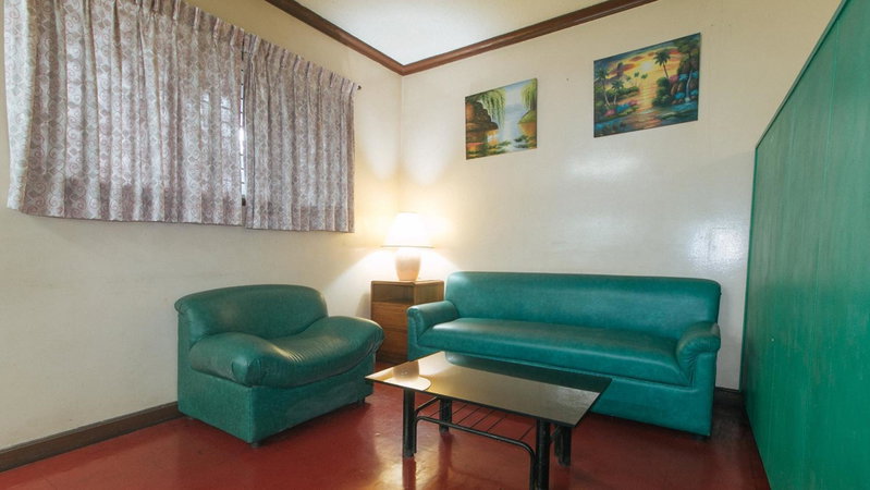 RedDoorz at Broadway Court Apartelle Quezon City, Manila, Philippines
