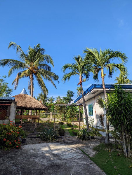 Crazy Bears Guesthouse, Moalboal, Philippines