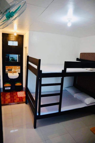 Ysraela Lodging House - Sabang, Baler, Philippines