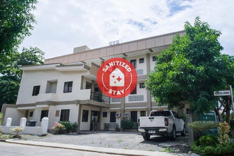 Super OYO 604 Chateau Cinco Dormitel - Hostel, Davao, Philippines