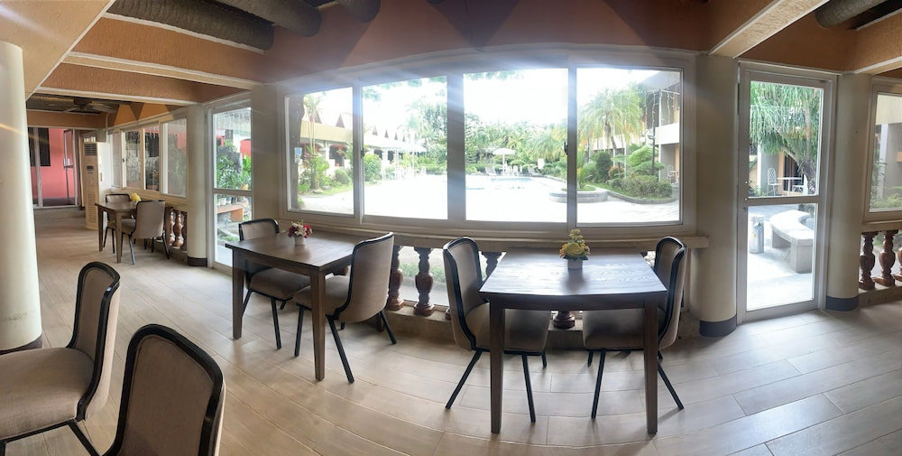 Maharajah Hotel, Philippines