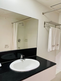 Maharajah Hotel, Angeles City, Philippines