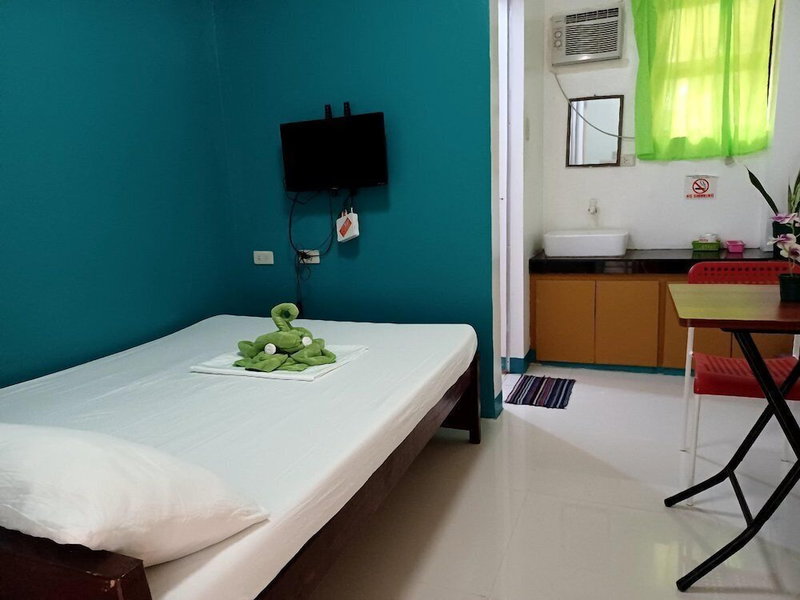 Pete's Inn, Roxas City, Philippines