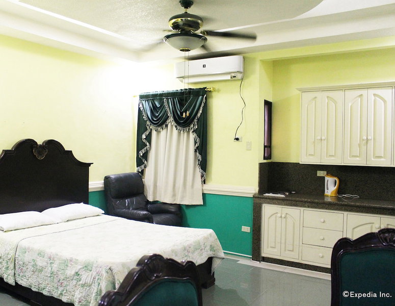 Kokomo's Suites Hotel, Angeles City, Philippines