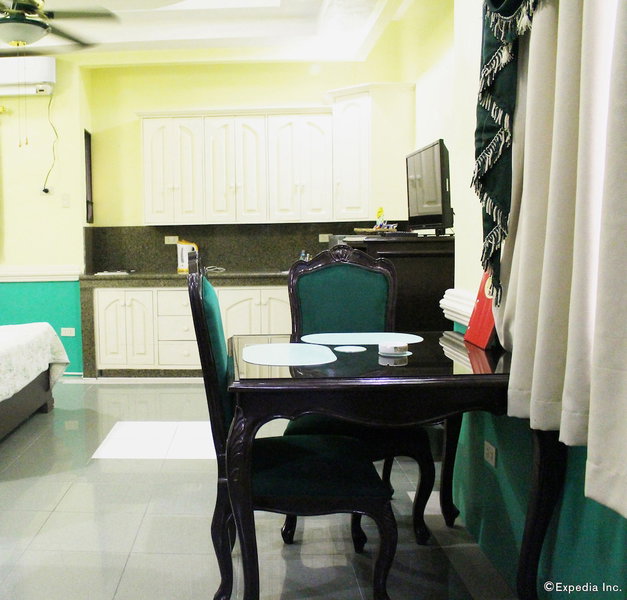 Kokomo's Suites Hotel, Angeles City, Philippines