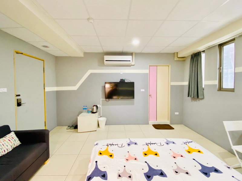 Wei Yang 月租房型詢問日期, Yongkang, Taiwan