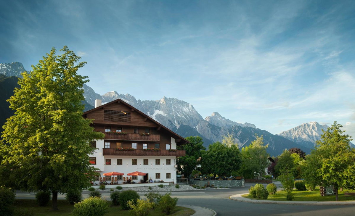 Hotel · Der Stern - Nachhaltiges Wirtshaus und Landhotel seit 1509, Obsteig