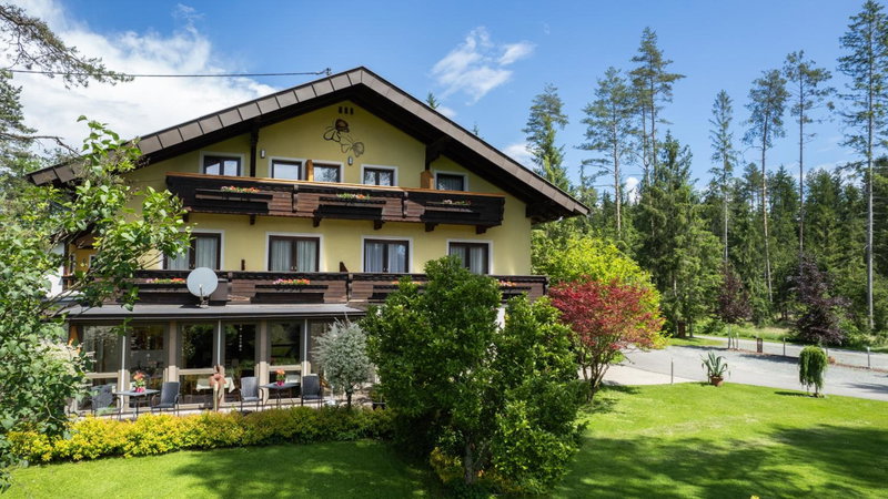 Pension Fischinger, Feldkirchen in Kärnten, Austria