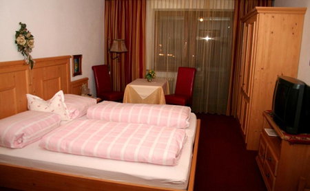 Hotel Edelweiss, Fügen, Austria