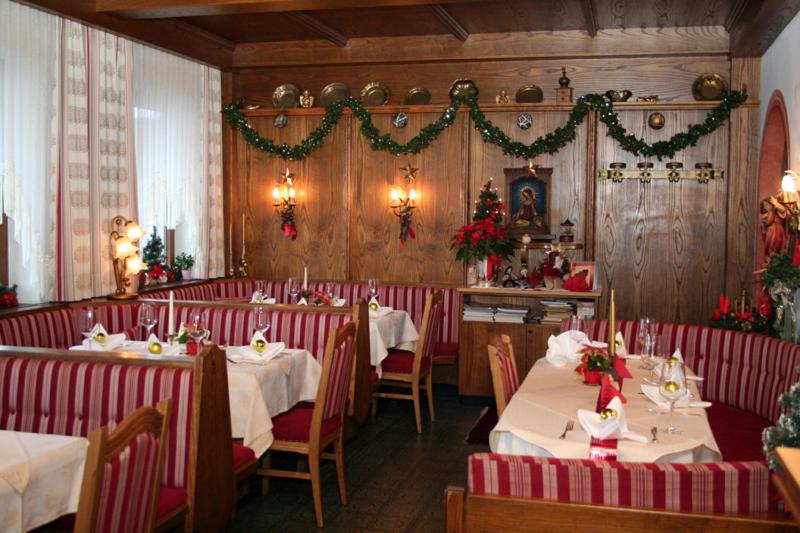 Hotel Edelweiss, Fügen, Austria