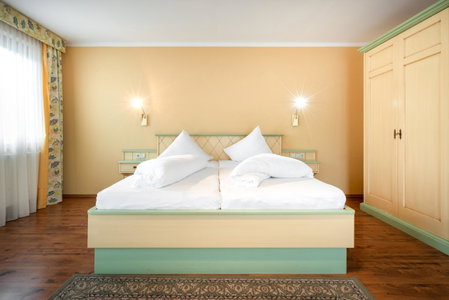 Hotel Erlenhof, Kötschach, Austria